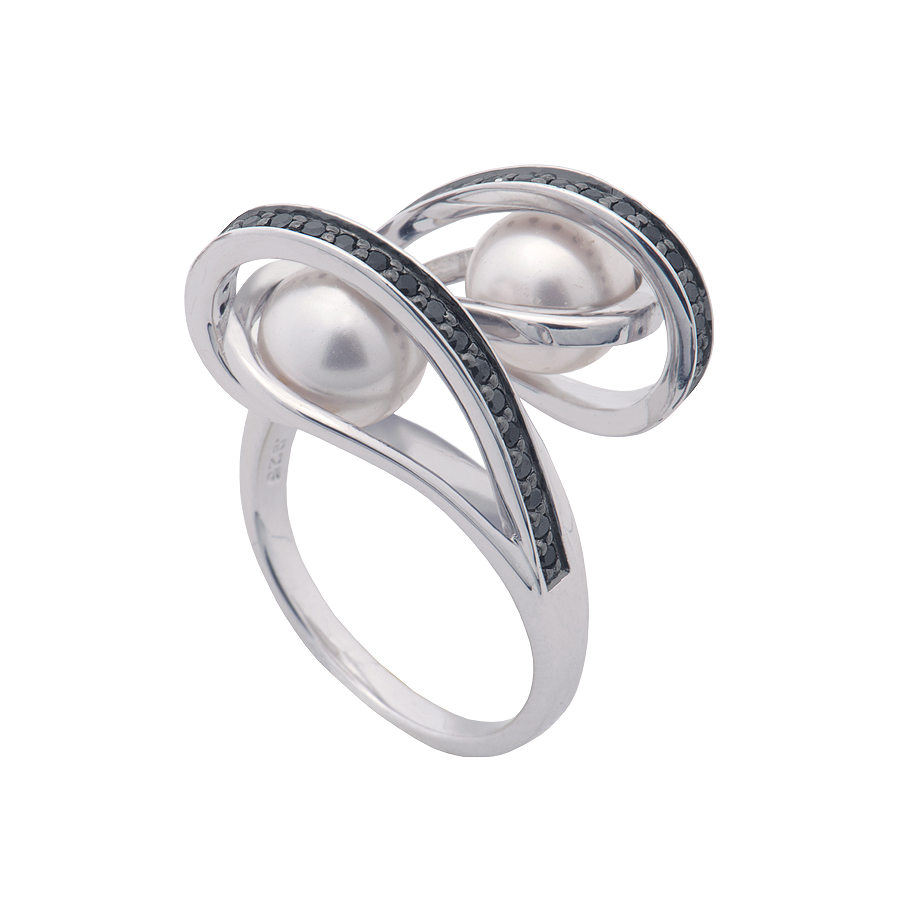 Sterling silver ring set with black CZ and white shell pearl, rhodium plated.