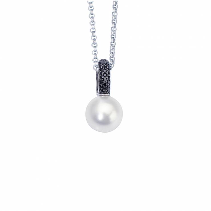 Sterling silver pendant with black CZ, white shell pearl, rhodium plated. (Chain 18" or 45cm)
